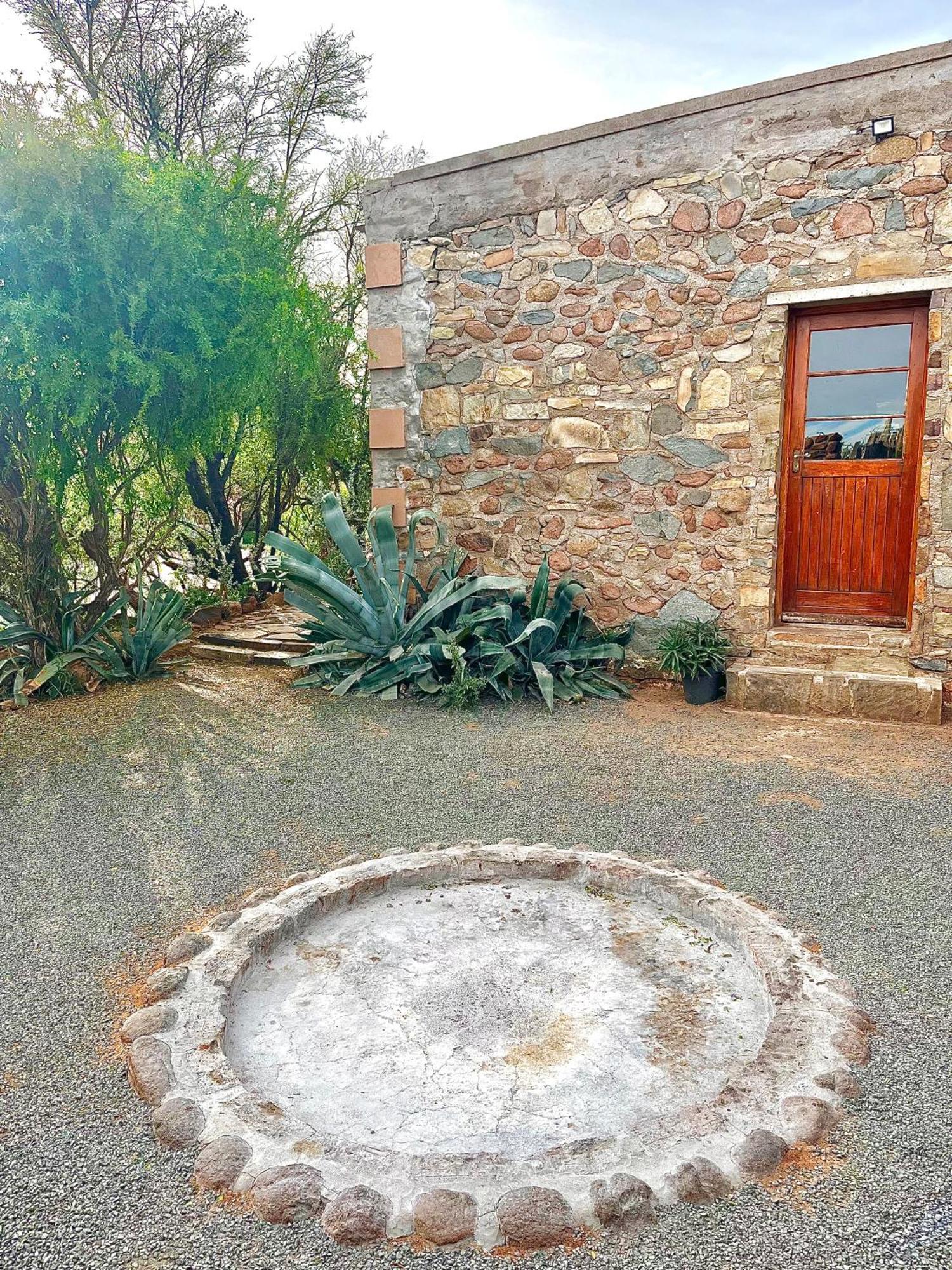 The Vale Karoo Farm Villa Nelspoort ภายนอก รูปภาพ