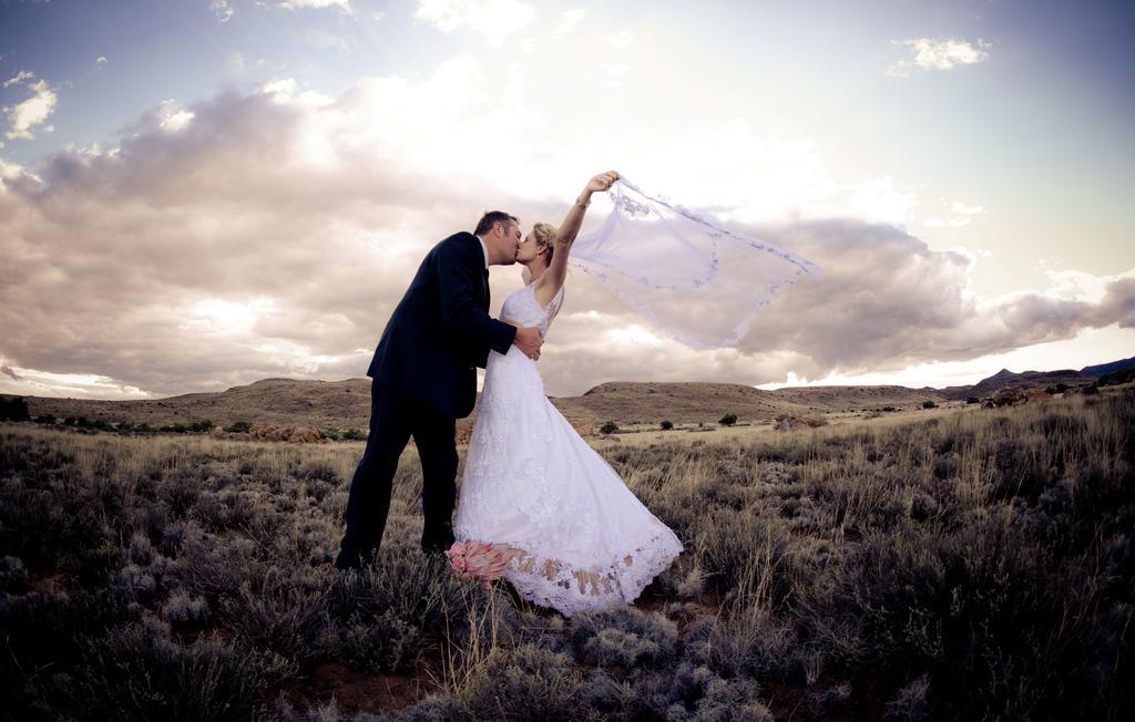 The Vale Karoo Farm Villa Nelspoort ภายนอก รูปภาพ